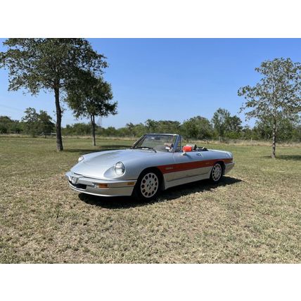 1986 Alfa Romeo Spider Quadrifoglio