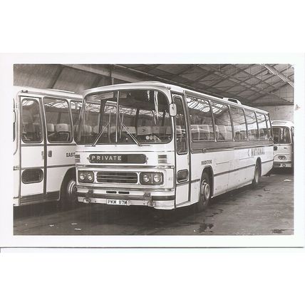 Black & White Photograph of Maidstone & District Motor Services Ltd. - PKM 117M