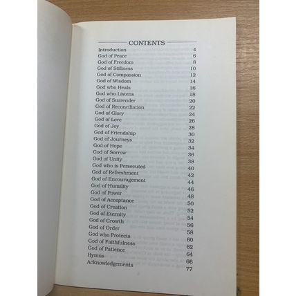 1991 "TO WORSHIP IN STILLNESS" 30 REFLECTIVE SERVICES PAPERBACK BOOK (LL)
