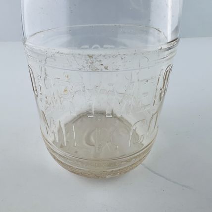 Dairymen's Milk Co Pittsburgh 3¢ Cent Store Pint Bottle Embossed Dairy Glass Vin