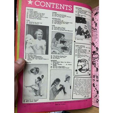 "JACKIE ANNUAL 1983" ILLUSTRATED VINTAGE ANNUAL HARDBACK BOOK (P4)