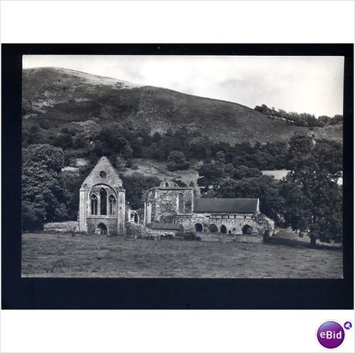 Wales VALLE CRUCIS ABBEY Postcard by Ministry of Works (1)