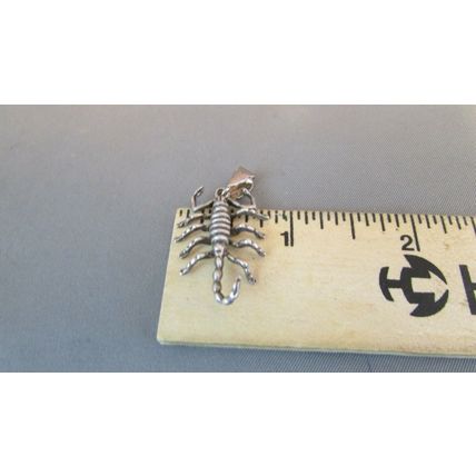 VINTAGE LARGE STERLING SILVER SCORPION Astrological Scorpio Pendant 925