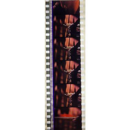 VAMPIRES. Pk MTP - b041o . 1 STRIP OF 5 - 35MM FILM CELLS. MTP