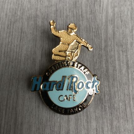 Hard Rock Cafe LAKE TAHOE 1998 OPENING STAFF Snowboarder LE RARE PIN MINT - HRC