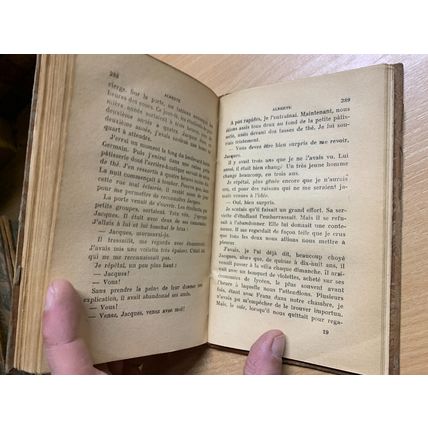 RARE* 1ST EDITION 1926 PIERRE BENOIT "ALBERTE" FRENCH FICTION BOOK (P3)