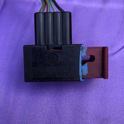 OEM Volvo Receptacle Housing 3545970 Wiring Pigtail Connector O2 Oxygen 4 Wire