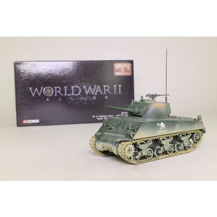 M4A3 SHERMAN TANK USMC, 1ST MARINE AMPHIBIOUS CORPS, 1943 - CORGI US51009 1/50