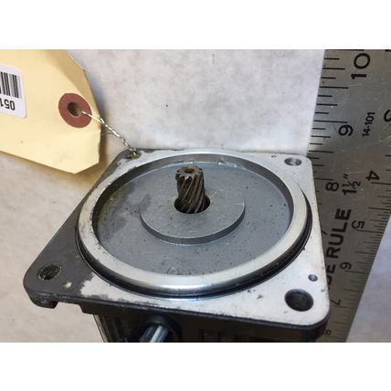 NEW OLD PANASONIC M8RA25GB4L SERVO MOTOR, 4p, 25w, 30min, 100 v,BL