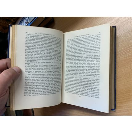 c1923 CHARLES DICKENS "MARTIN CHUZZLEWIT" ILLUSTRATED FICTION HARDBACK BOOK (P4)