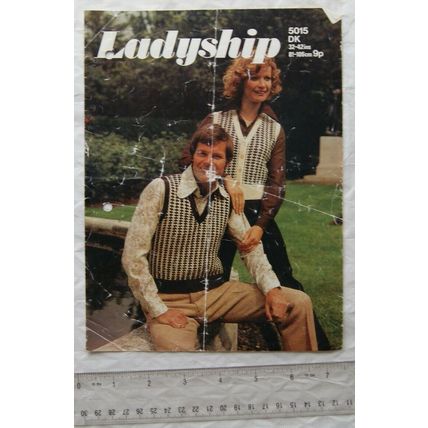 Vintage: Ladyship Wools 5015 his & hers pullover and waistcoat, DK