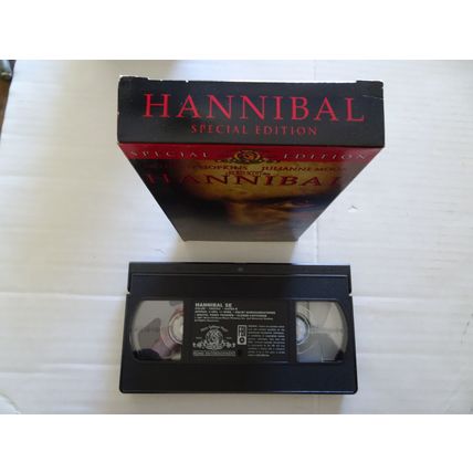 Hannibal - VHS Tape - 2002 with Anthony Hopkins as Hannibal and Julianne Moore