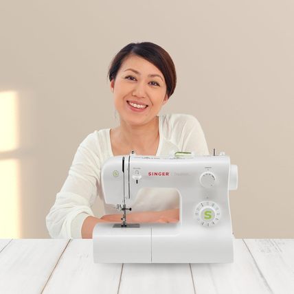 SINGER Tradition 2277 Sewing Machine with Automatic Needle Threader | 97 Stitch