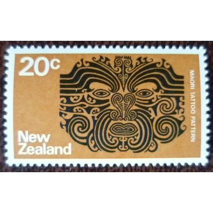 New Zealand 1970 Definitives 20c Maori Tattoo Pattern mint stamp SG928