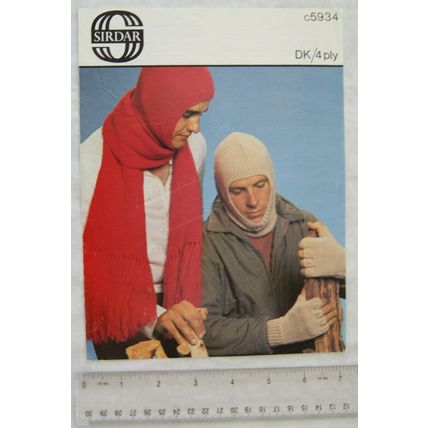Vintage: Sirdar 5934 balaclava, scarf & half mitts, DK & 4 ply