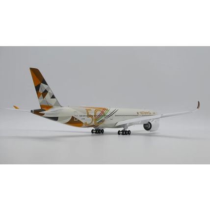 A350 ETIHAD AIRWAYS "50 YEARS" REG: A6-XWB - JCWINGS XX20339A 1/200