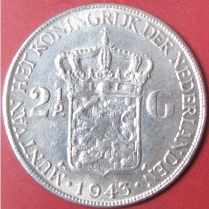 1943 2 1/2 Gulden. Challenge Coin, Souvenir. Replica. 96.
