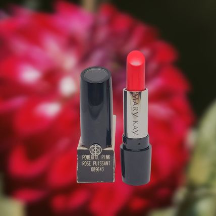 Powerful Pink Gel Semi-Matte Lipstick - Mary Kay