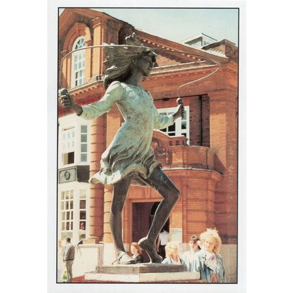 Katie Harrow Girl Skipping Rope Town Centre Statue Middlesex Postcard