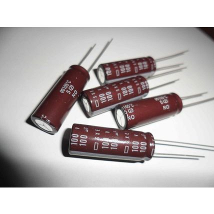 4 x 100uF 100V 105 oC Nippon Chemi-Con SXE High Reliability Long Life (4pcs) NEW