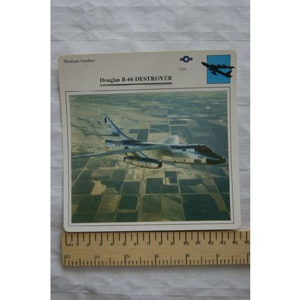 Douglas B-66 Destroyer - USA - Medium Bomber - Collectors Club Card
