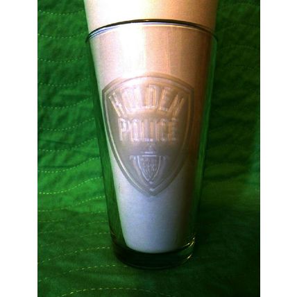 HOLDEN MASSACHUSETTS POLICE HEAVY PINT GLASS TUMBLER with POLICE PATCH LOGO