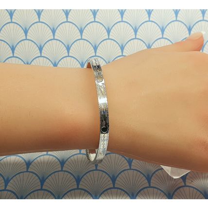 Vintage 925 Sterling Silver Etched Design Square Hinged Bangle Bracelet