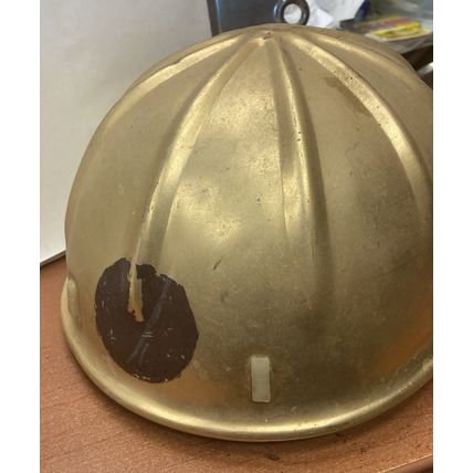 VINTAGE OIL COMPANY GOLD ALUMINUM METAL HARD HAT HELMET 1959 ASA 22.1