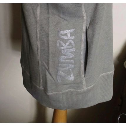 Zumba Groovin Pullover Sleeveless Hoodie Sweat Top Pepple Grey Unisex XS More M