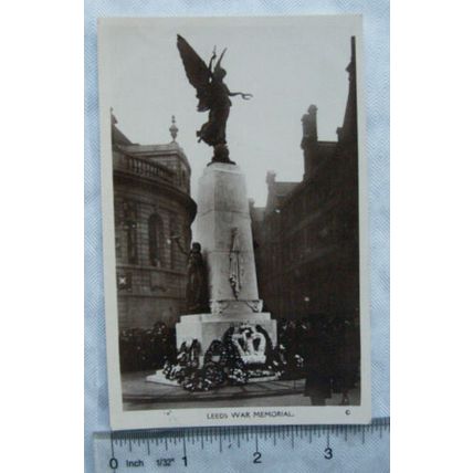 vintage postcard Leeds War Memorial