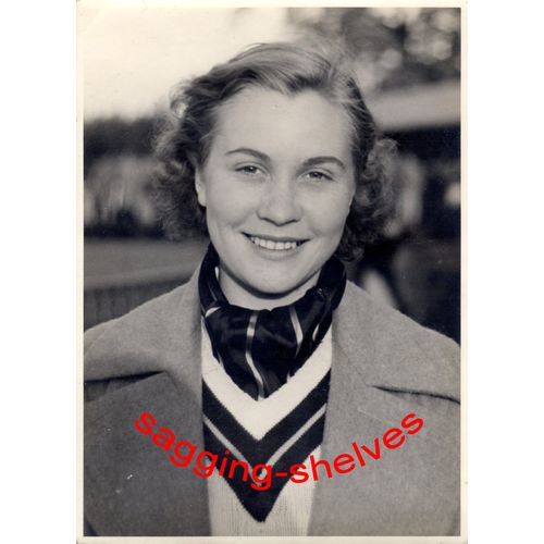 B/W Photograph - Sheila Summers - 1940s Tennis Player - VGC