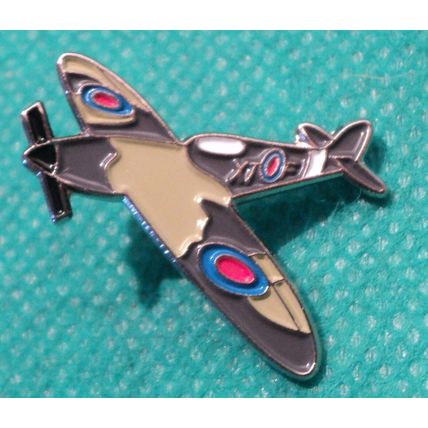 NEW WW2 WWII Spitfire RAF Military Aircraft Metal Enamel Badge Royal Air Force