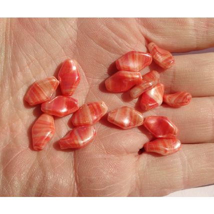 20 Vintage Red Striped Twist Glass Beads 14mm x 9mm Craft Jewelry bd083