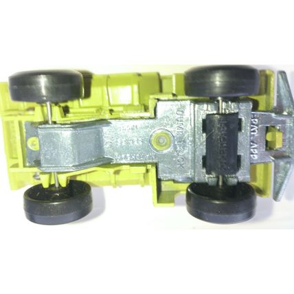 Matchbox No28 - Mack Dumper Truck -