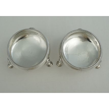 Pair Georgian Silver Cauldron Salts, London 1766/7, Benjamin Mordecai, 60mm, 86g