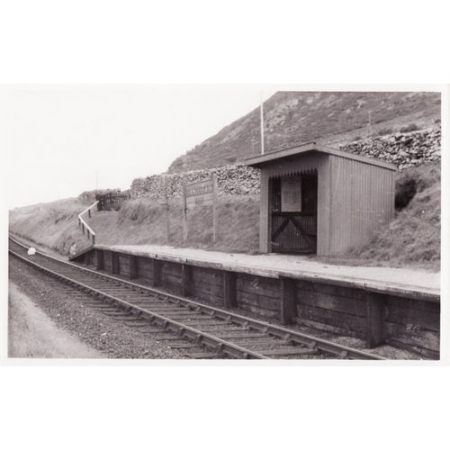 Railway Station Photo Llangelynin Halt GWR Cambrian Coast Closed 1991