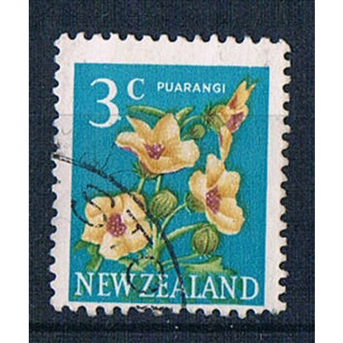 New Zealand 1967 SG849 nz22 Hibiscus 3c Used Stamp