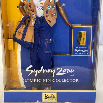 Mattel 1999 Barbie Doll Sydney 2000 Olympic Pin Collector Doll #26302