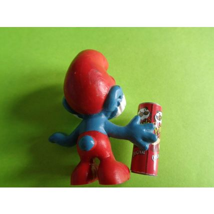 Custom made papa smurf with a pringles tube can