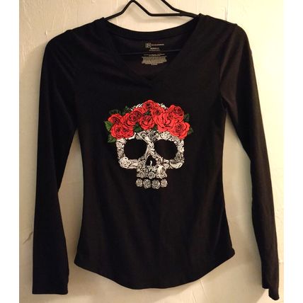 No Boundaries Skull W/Red Roses Crown Black L/S Shirt Small (1) Halloween Skull