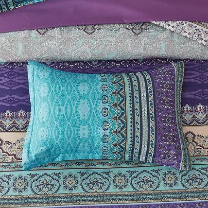 Boho Comforter Set Queen Size 8 Piece Bed in a Bag Bohemian Striped Bedding Quil