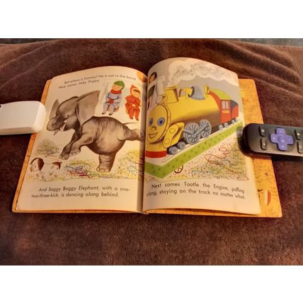 Little Golden Book Here Comes The Parade A First Edition By Kathryn Jackson 1951
