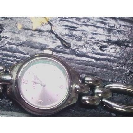 Relic Watch With New Battery ZR33195 Silver colored Band