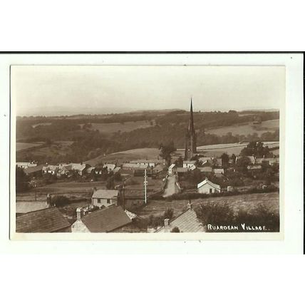 Gloucestershire RUARDEAN Village Postcard