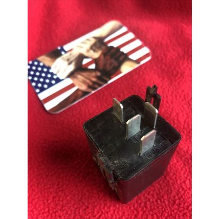 2000 01 02 03 04 VOLVO S40 V40 1.9L Turbo Relay 05070502 811265