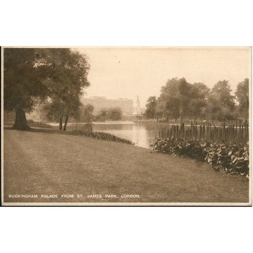 Vintage Daily News PC - Buckingham Palace From St. James Park, London c1930's