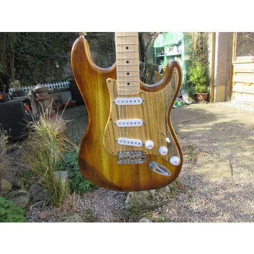 GJ custom built guitars #106 Strat