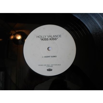 12" SINGLE.2002..PROMO. HOLLY VALANCE .. KISS KISS. LONDON DJ464. NEAR MINT