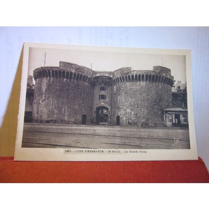 LA GRANDE PORTE, ST. MALO, FRANCE unused antique postcard =