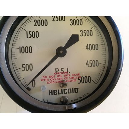 NEW HELICOID 2312 GAGE 5000PSI,3 1/2" Pressure Gauge 0-5000 PSI Bottom 1/4",AN